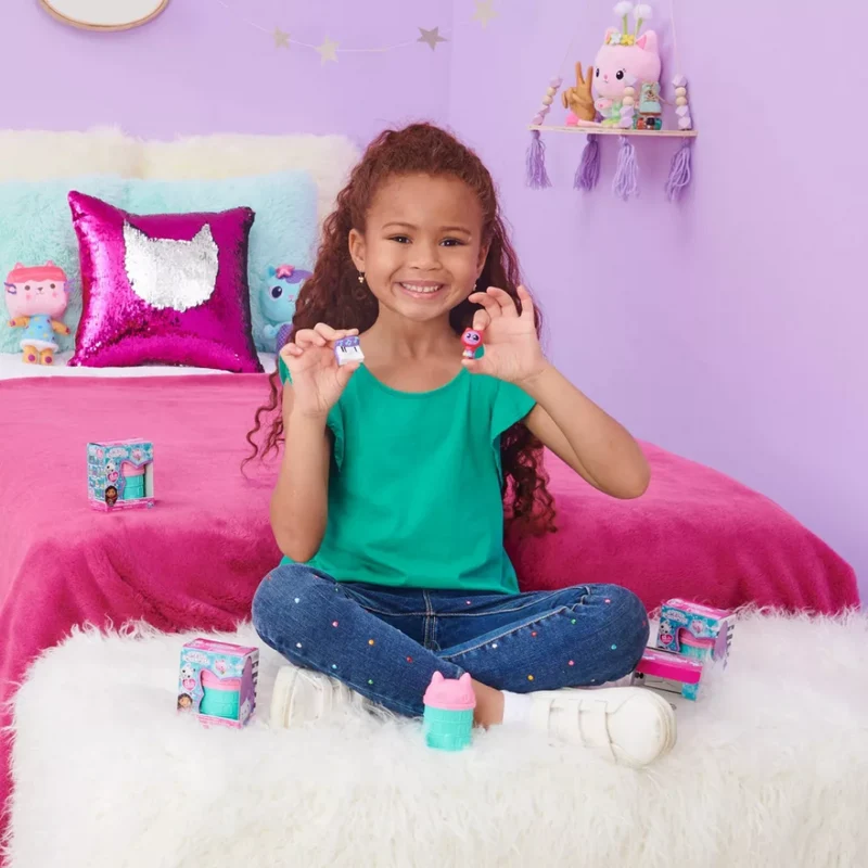 Gabby's Dollhouse Surprise Mini Figure
