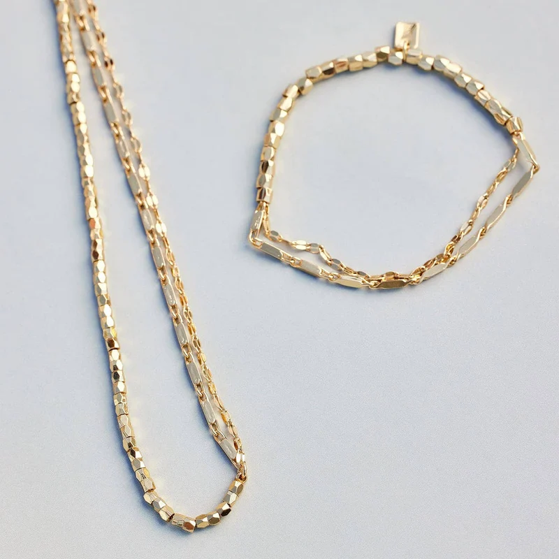 Metal Bead and Chain Stretch Gold Bracelet PuraVida