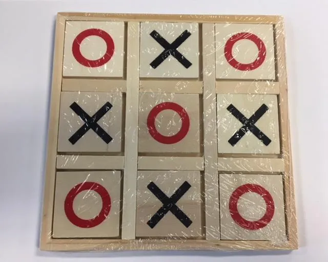 CLS Imports Wooden Tic-Tac-Toe / Jeu de morpion en bois