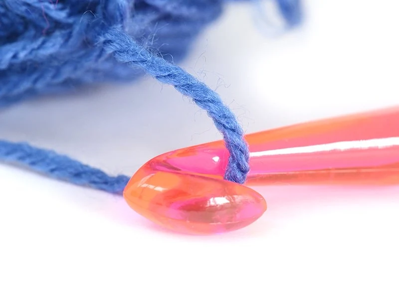 Crochet fluo 10 mm - Plastique