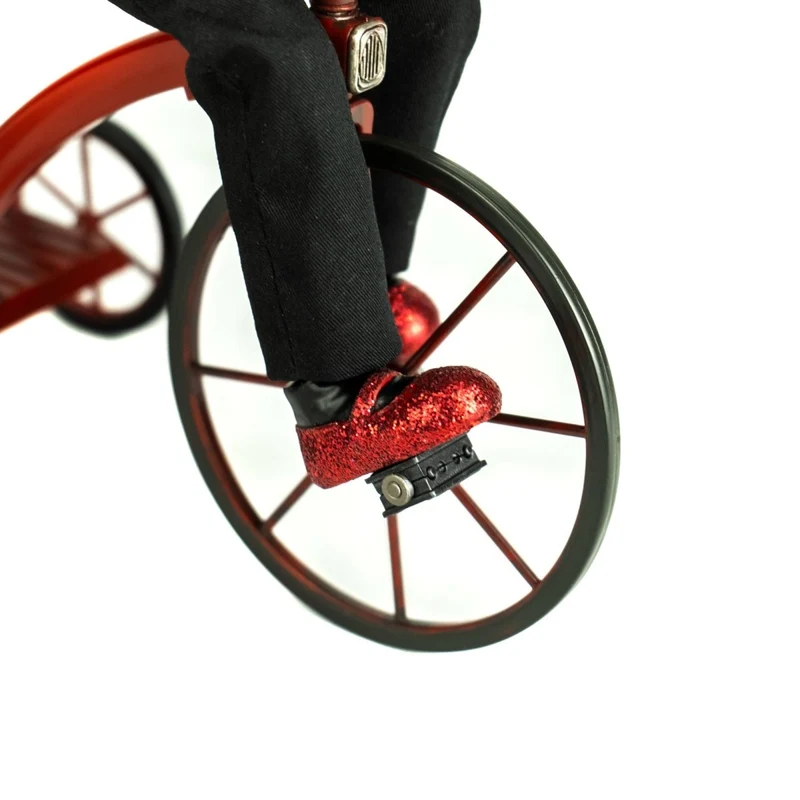 Billy Decorative 1:6 Scale Figurine,Saw, 1 Count
